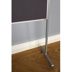 POSTERSTAND MED HJUL. B 100 cm.