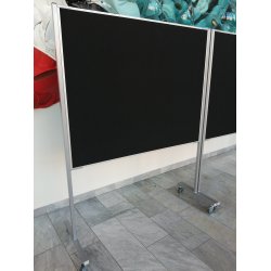 POSTERSTAND MED HJUL. B 150 cm.